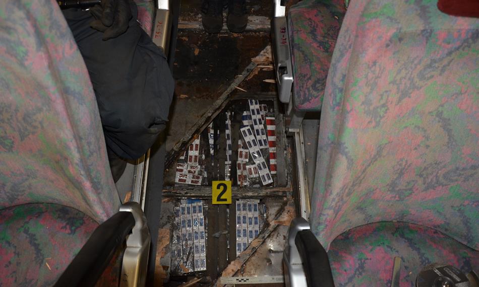 2014-11-20-137podlaha bus 5.JPG